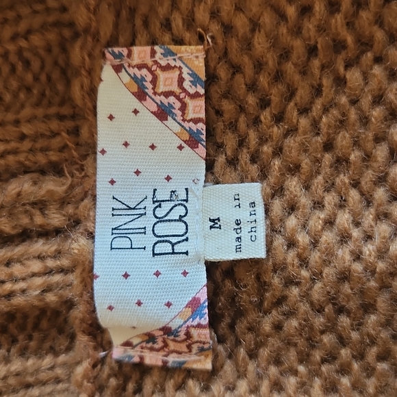 Warm Cardigan - Picture 2 of 7